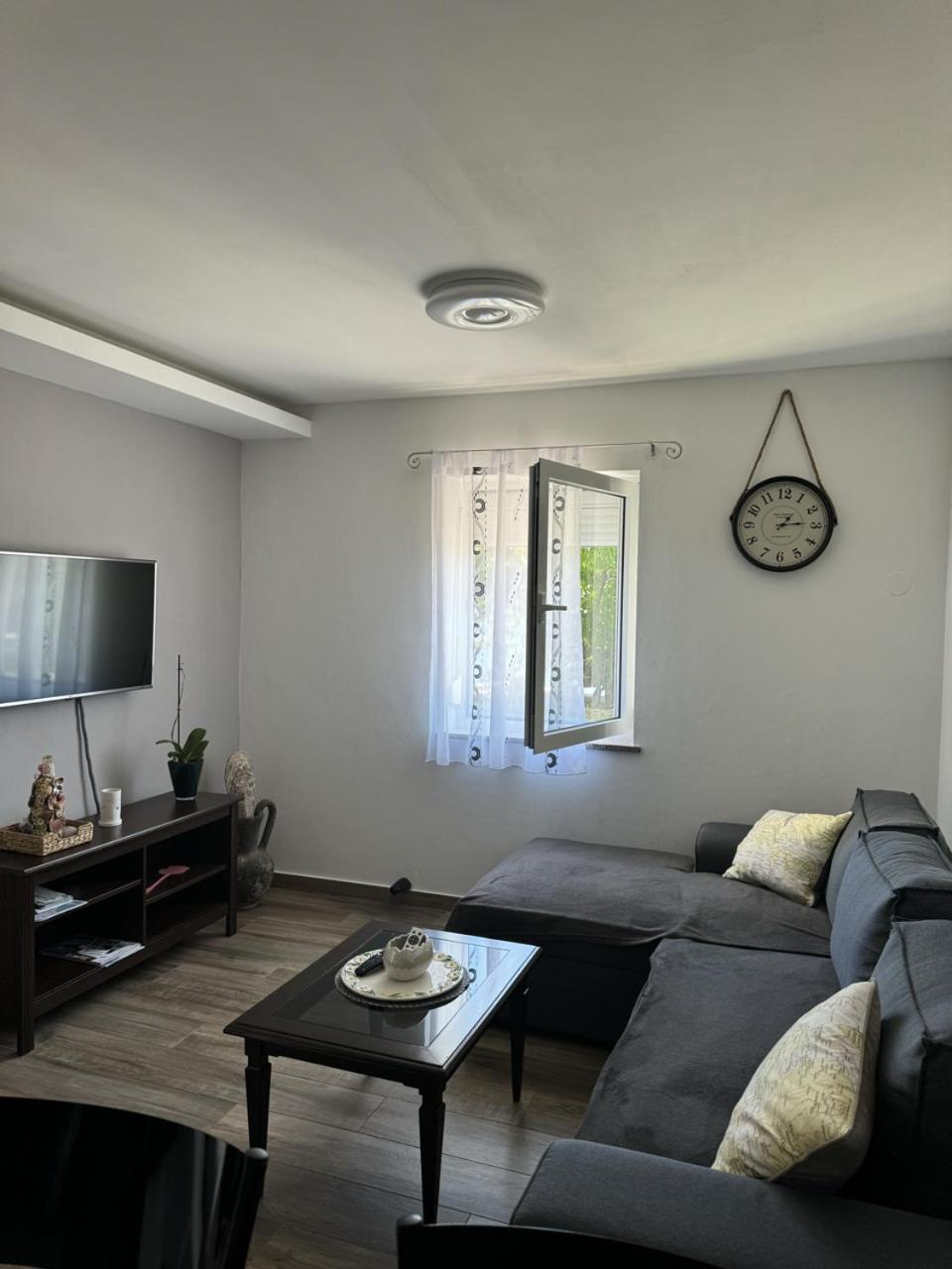 Heart Of Stone Apartment Tulisevica Exterior photo