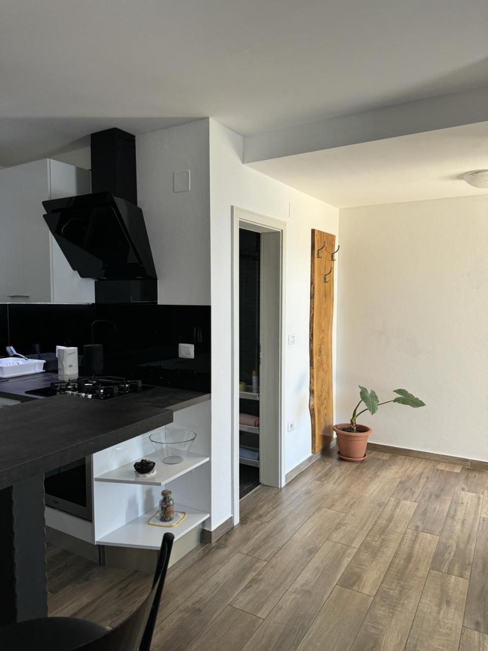 Heart Of Stone Apartment Tulisevica Exterior photo